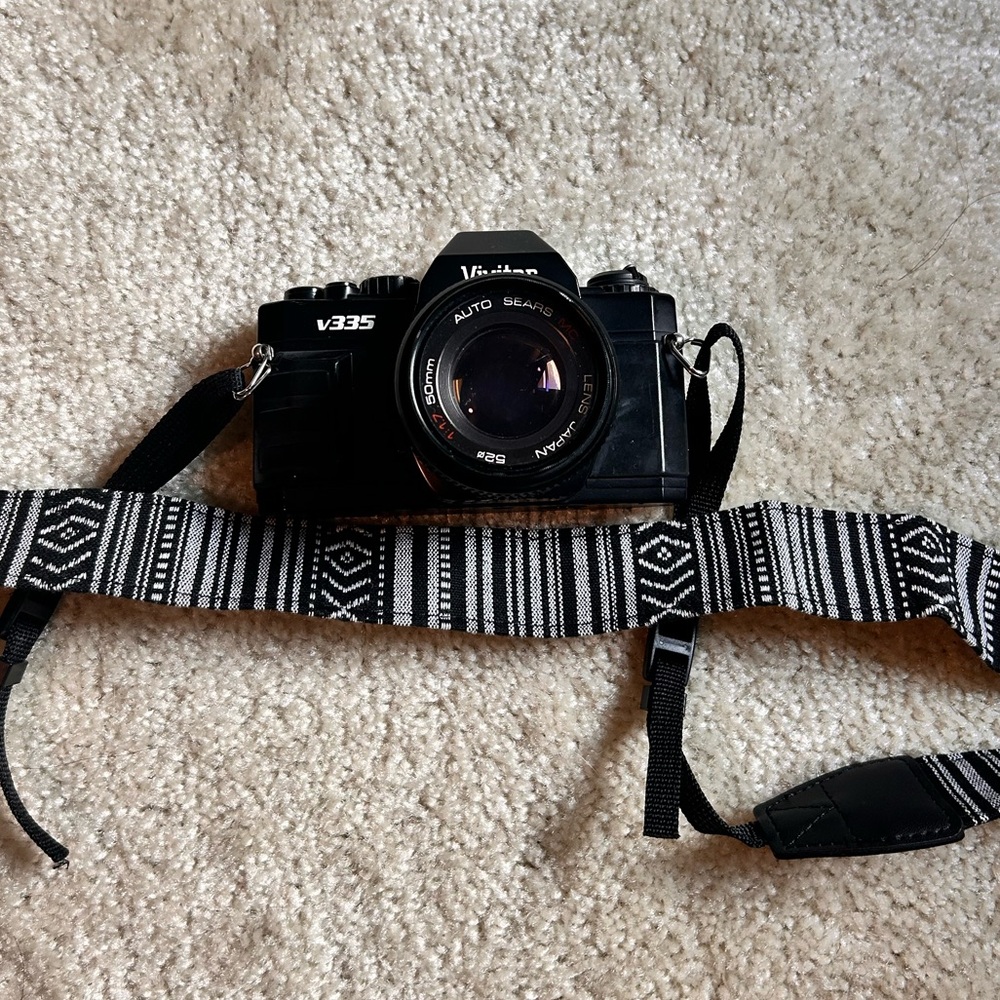 Vivitar v335 35mm film camera TESTED W/ EXAMPLES!